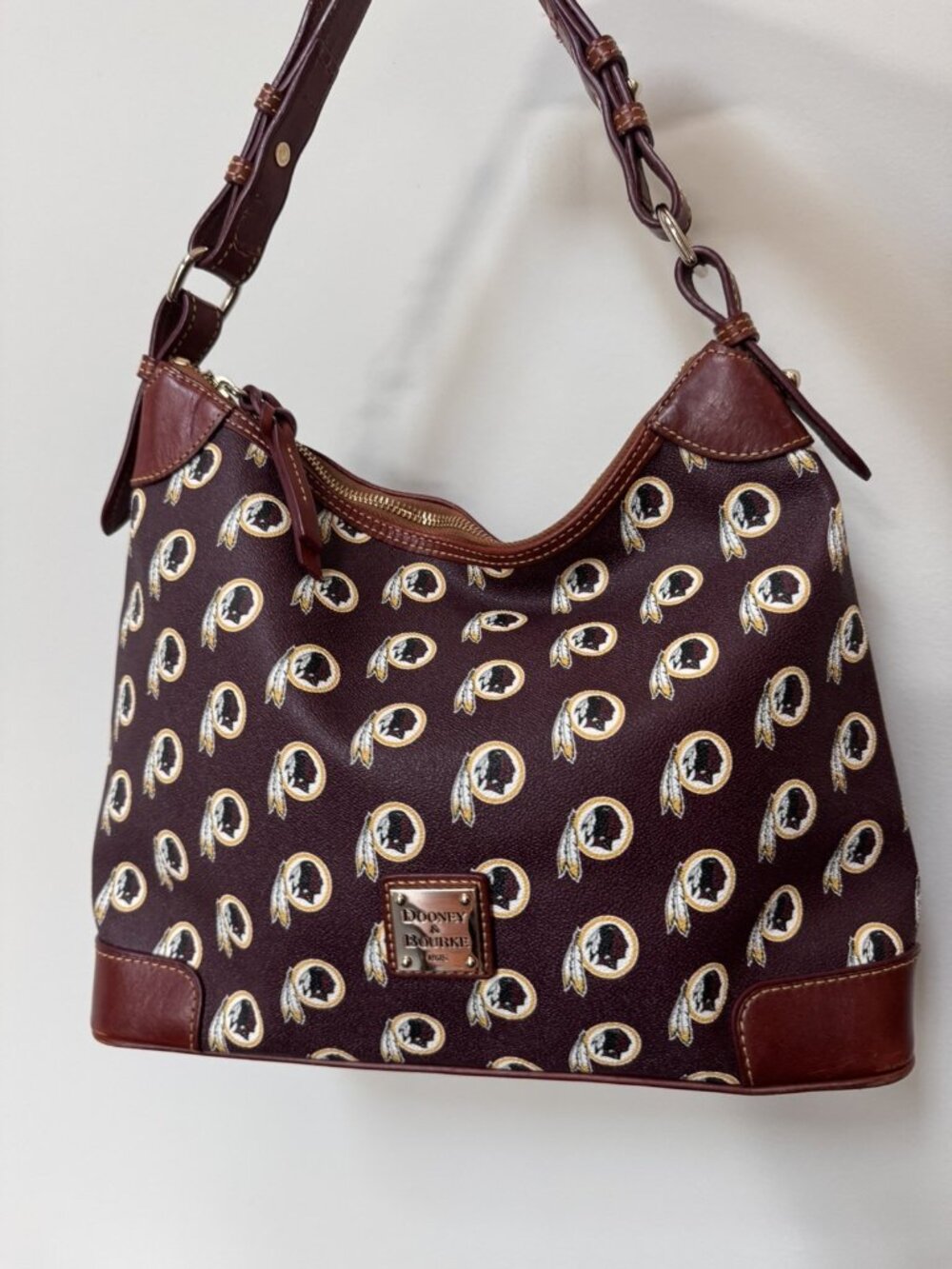 VTG Dooney & Bourke NFL Washington Redskins Domed Satchel Burgundy Purse Bag